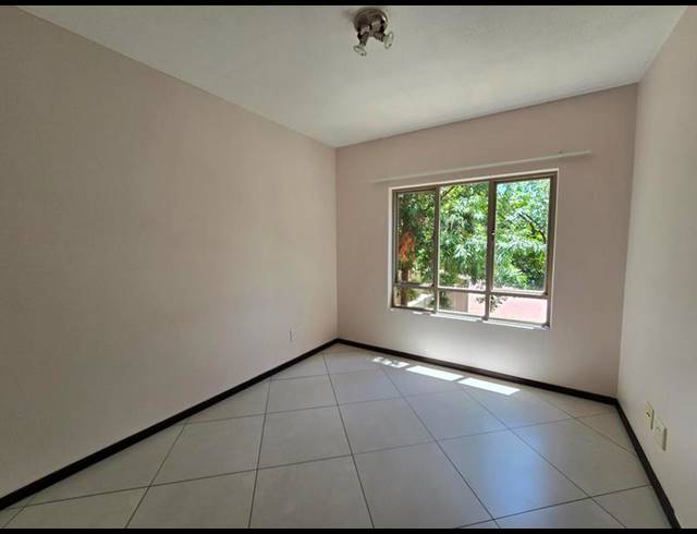 1 BEDROOM PROPERTY TO RENT IN LONEHILL